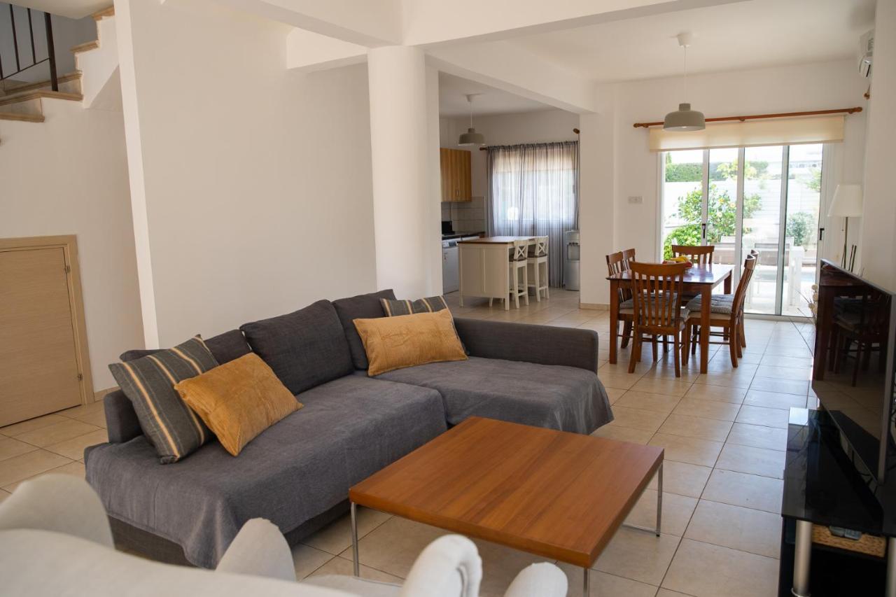 Konnos Villa Ekaterina 프로타라스 외부 사진